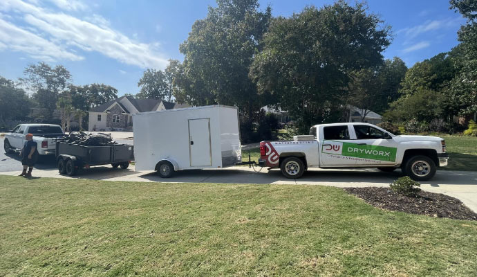 Dryworx service vehicle and equipments
