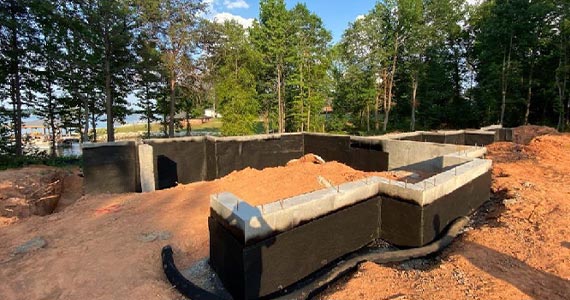 Foundation waterproofing services